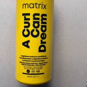 Matrix "A curl can dream" weightless moisture conditioner 33.8 fl oz
